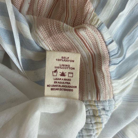 NWT HALTER DRESS BOHEMIAN SIZE SMALL BOUTIQUE BRAND AND FREE BOHO EARRINGS!!! - Picture 6 of 12